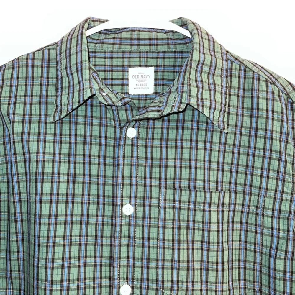 Old Navy shirt